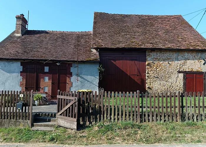 Notre Refuge A Montbroux Roussines